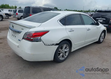 2014 Nissan Altima 2.5 Sv from USA, damaged, VIN 1N4AL3AP4EC281126